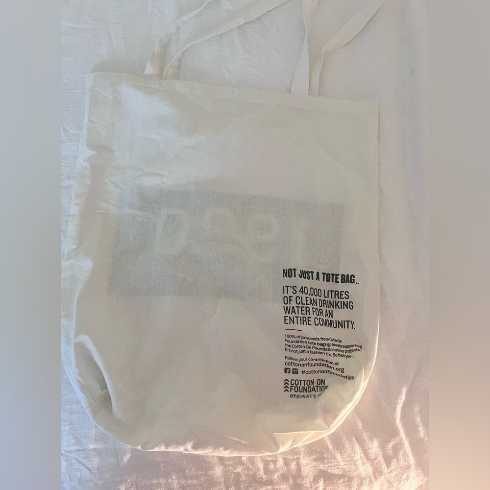 Cotton On foundation White and Black Tote Bag - Picture 2 of 2